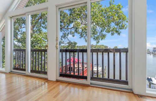 Waterfront Getaway - Dock UR Boat & Walk to Beach - Foto 71