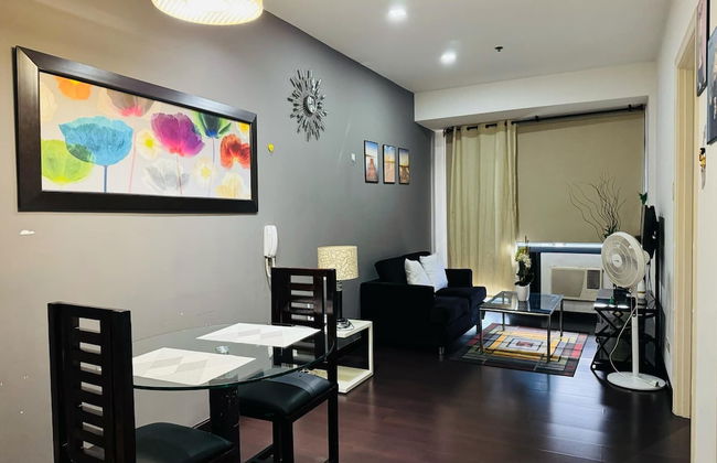 Gramercy 2 bedrooms w Balcony City View - Photo 4