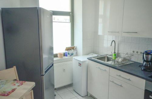 SweetHome - ruhig - große Küche, Balkon, Stellplatz, WiFi - Foto 8