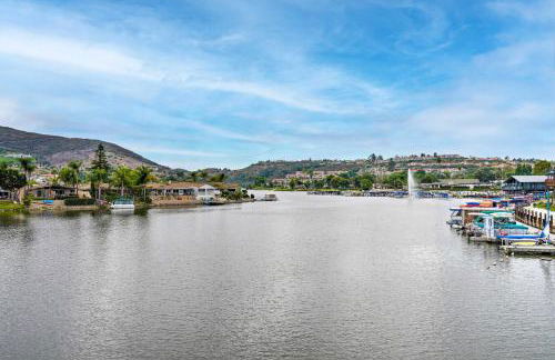 San Marcos Home with Patio and Grill - Walk to Lake! - Foto 3