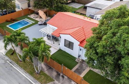 Luxury Retreat 3B ,2Ba POOL , Coral Gables Center - Photo 68