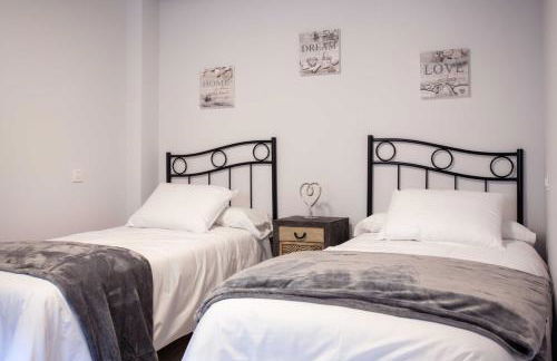 APARTAMENTOS LA VIEJA IMPRENTA - Foto 23