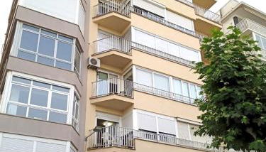 ALQUILER PISO BLANES con VISTAS AL MAR - Photo 2