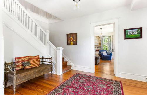 Blackstone on the Bluff with Lake Views Historic Home Family Friendly - Foto 14