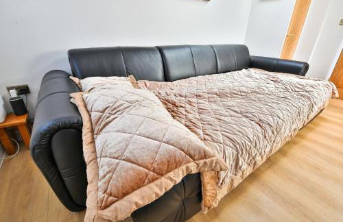 Luxury Cosy Central Detached Cardiff Bungalow with Free Parking - Foto 9