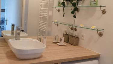 Élégant apt avec vue Tour Eiffel & parking privé - Foto 5