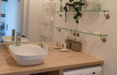 Élégant apt avec vue Tour Eiffel & parking privé - Foto 5