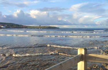 Nordés Apartamentos Turísticos - Bañugues - Foto 1