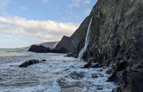 Robin Hill - Photo 32