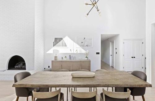 Wainscott Woods by Rove Travel - Luxe Estate with Pool - Foto 4