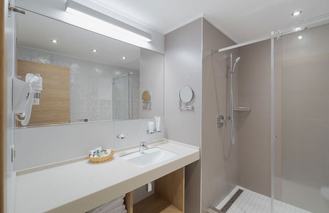 Lavicon Apart Hotel Collection - Photo 32