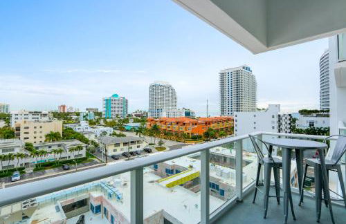 Tiffany Sage - Rooftop Pool, Gym, & Walk to Beach - Foto 24