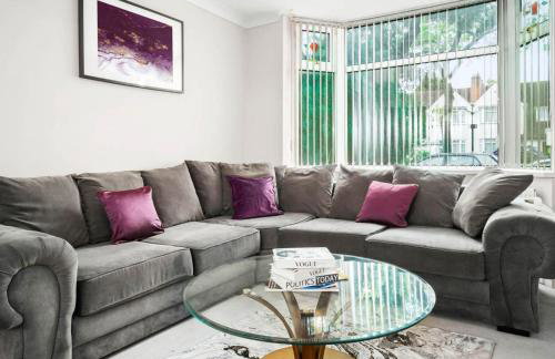 Stylish 3 Bedroom House - Pool & Tennis Table - Garden - Off Street Parking 782S - Foto 5