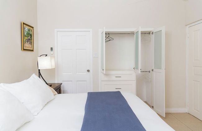 Botanic Bliss Living in Kingston - Photo 5