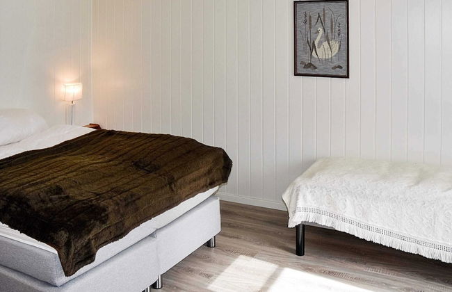 7 Person Holiday Home in Averoy - Foto 2