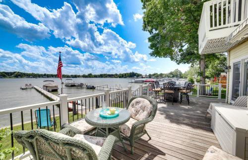 Waterfront ‘Clarklake Escape’ - Deck, Dock & Views - Foto 1