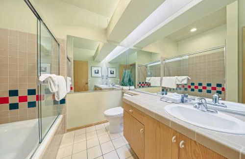 Palisades Tahoe Lodge Rentals Studio #250 - Foto 17