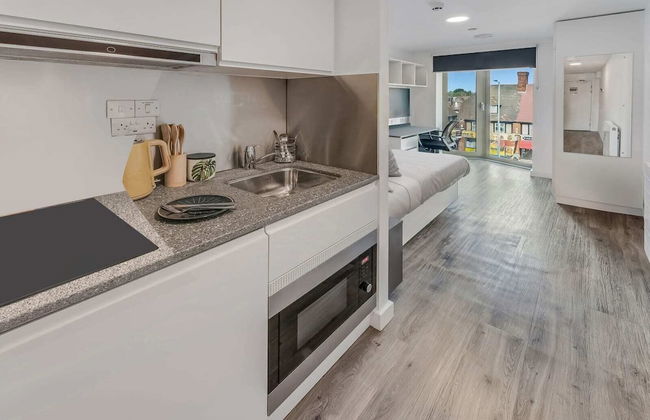 For Students Only Chapter White City in London - Photo 23