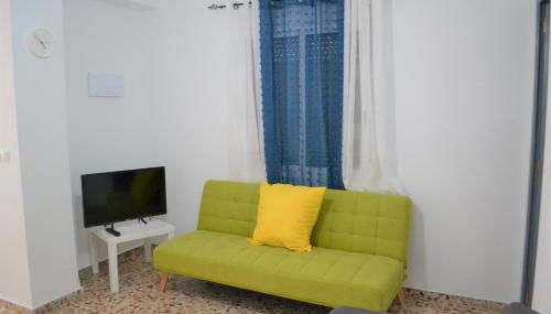 Impressive 1 bed Apartment with a stunning bathroom and Terrace CB4EV - Photo 5