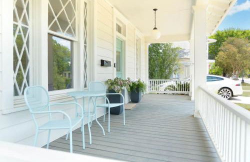 2BR 2BTH with Private Pool Riverwalk Downtown - Foto 25
