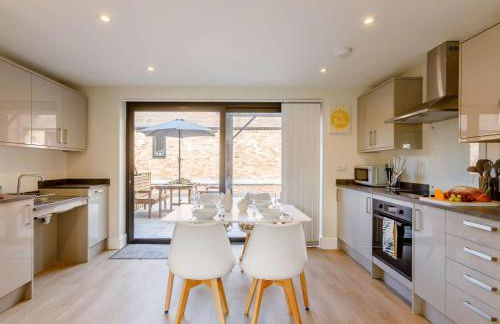 Roe Cottage - Disabled Adapted - 2 bed - hot tub - Photo 7