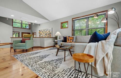 MCM Lakehouse - Direct Lake Access - Sleeps 8 - Foto 21