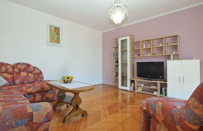 Apartment 1079 - Photo 16