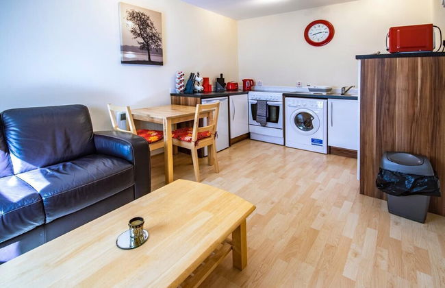 7 Varis Apartments - Photo 16