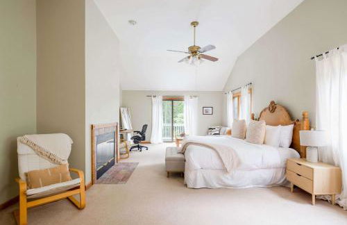 Meadowood Manor by Rove Travel - 6BR Outdoor Spaces - Foto 5