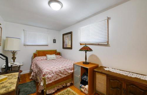 Large Private Yard Home 14 Mi to Niagara Falls! - Foto 17