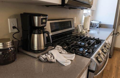 TOP 1 Percent Home! Hideaway w Heavenly Mountain views - Foto 58