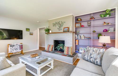 Near Trails and Wineries Victor Getaway with Fire Pit - Foto 5