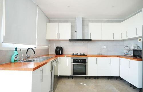 A+View Private Terrace Private Pool Family Fun - Photo 12