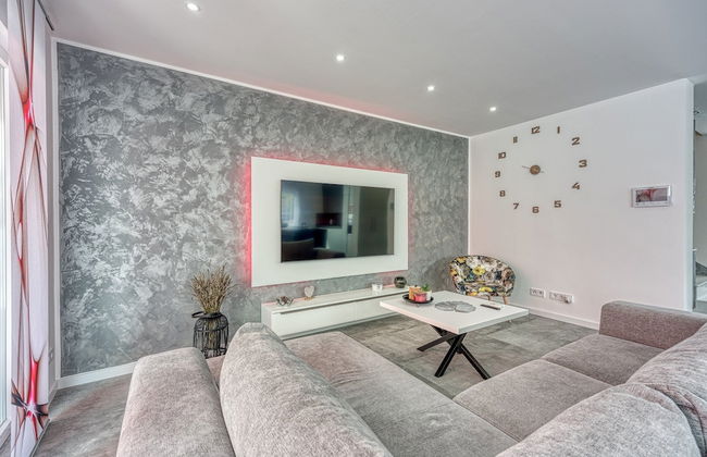 Peaceful Blooming Villa With Pool - Foto 15