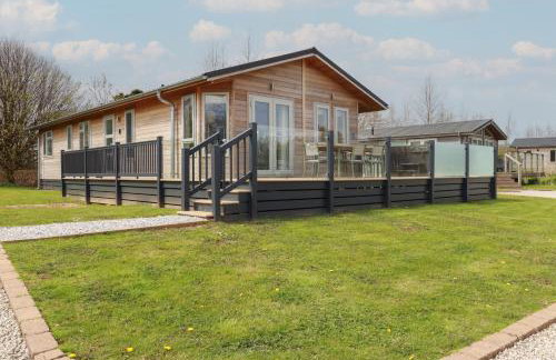 4 Meadow Retreat - Photo 1