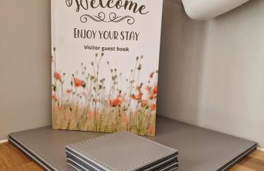 Long Meadow Shepherd Hut - Brecon Beacons, LD3 7TD - Foto 19