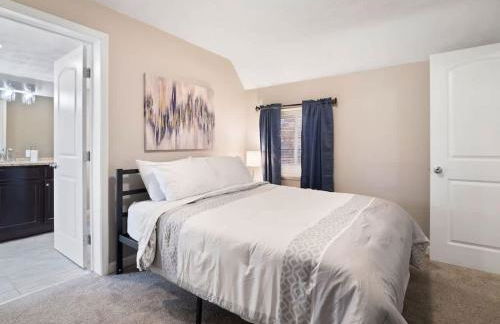 Large Remodeled 4 Bedroom Only 7 Minutes to Downtown - Foto 3