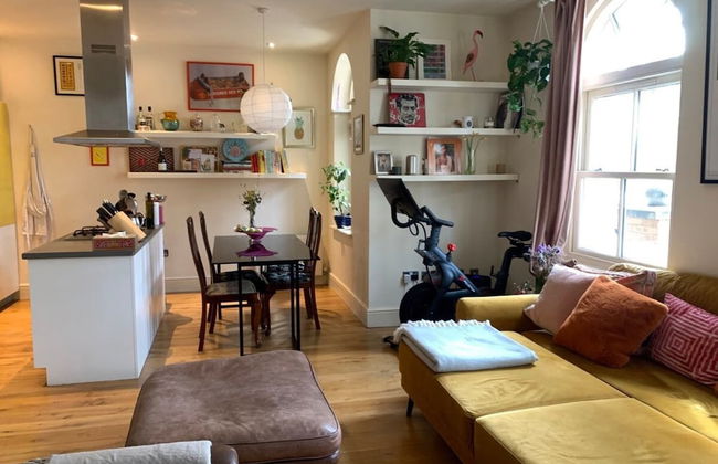 Stylish & Homely 1BD Flat, 1min to Clapton Sqaure! - Foto 15