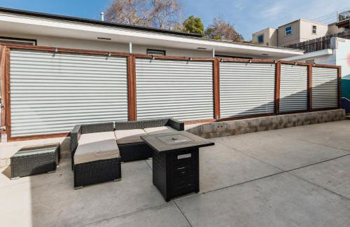 Downtown La Mesa gem - Photo 35