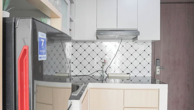 Restful And Spacious Studio At Daan Mogot City Apartment - Foto 5, Cocina privada