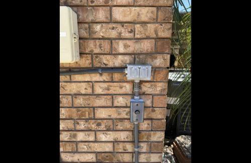 Backyard Oasis in Brownsville! - Photo 23