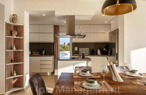 Villa Pelagia A Superb Southern Stay - Photo 4