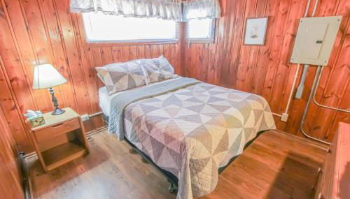 Lakefront Cottages 4 & 5 - 6BR Retreat for 12 - Foto 2