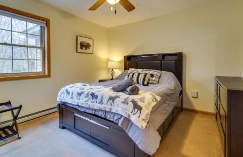 Hot Tub, Game Room! Poconos Home 22 Mi to Slopes - Foto 9