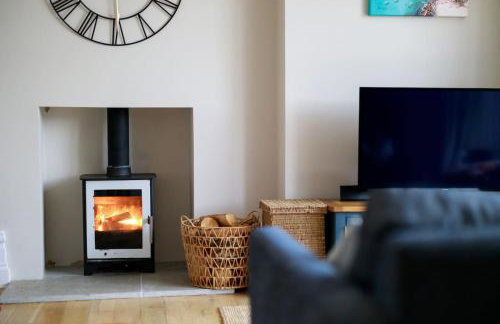 Pinewood Retreat - Photo 1