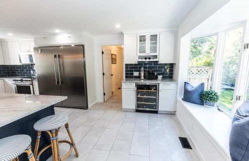 Rare Cape Cod Find - Photo 7