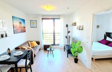 Le Valmy: appartement lumineux au pied du métro - Foto 10