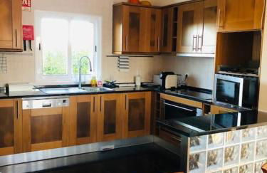 DAR Arrifana- Stylish 4-Bedroom Villa -Ocean Views - Foto 13