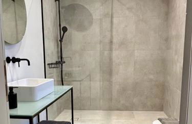 Nostos Suites Kamari - Foto 30