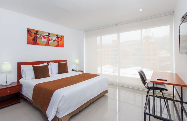 122 Plaza Apartahotel - Photo 32